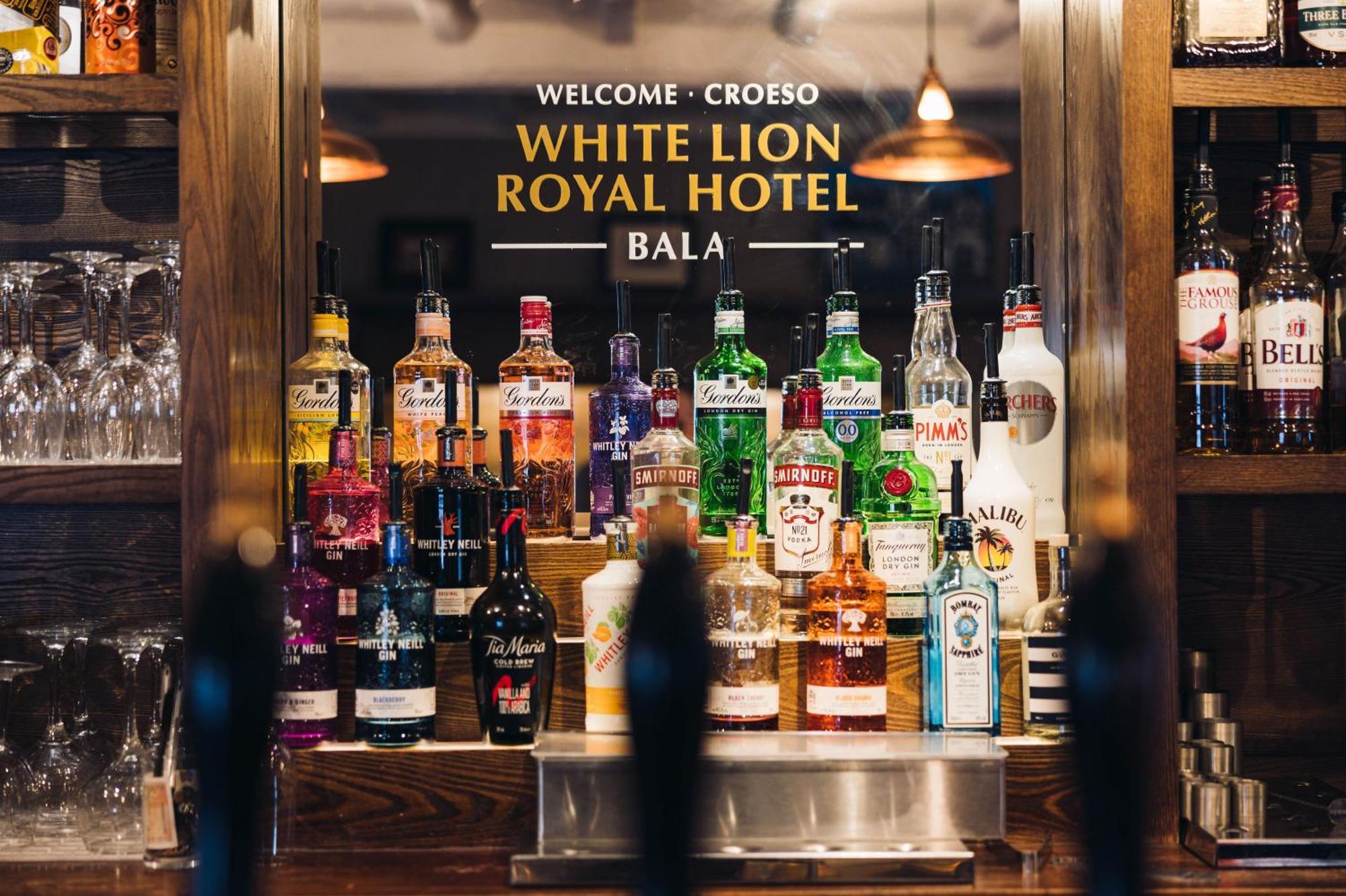 White Lion Royal Hotel Bala Eksteriør bilde